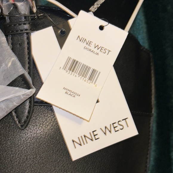Nine West Doralia Tote Black NWT - Picture 11 of 12